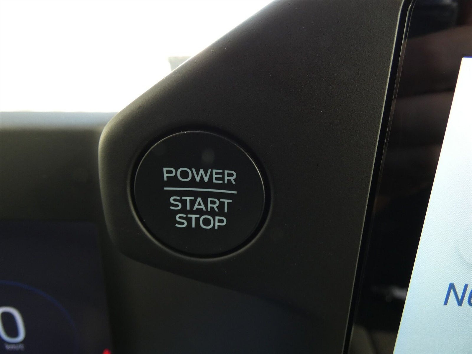 Hvid Ford Transit Custom 320 L2 fra 2026