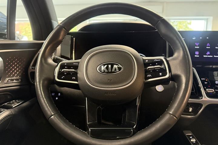 Blå Kia Sorento fra 2021