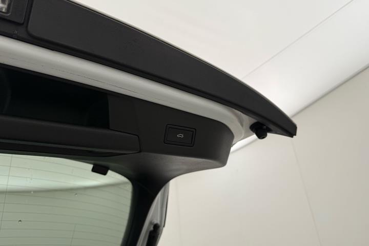 Hvid VW ID.5 fra 2023