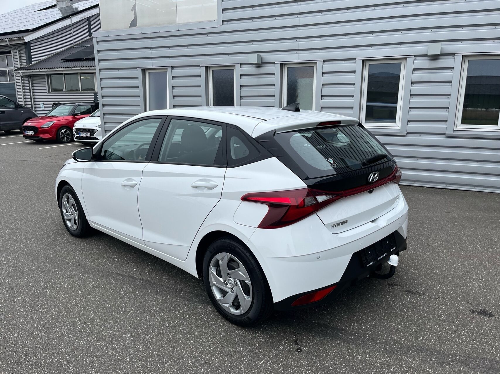 Hvid Hyundai i20 fra 2021