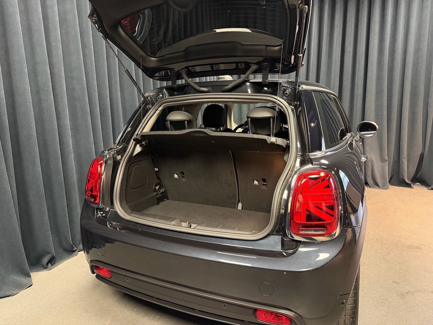 Sort Mini Cooper fra 2023