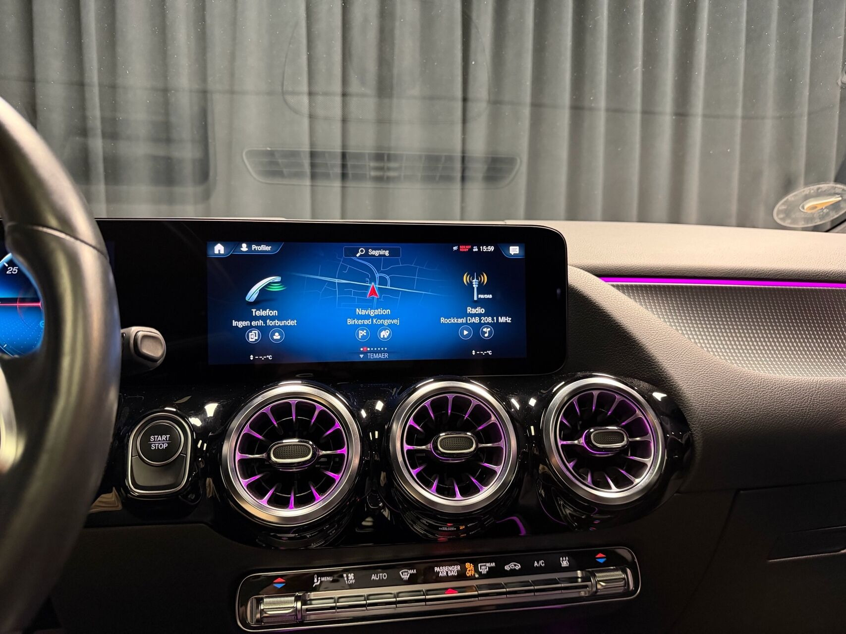 Hvid Mercedes EQA250+ fra 2022
