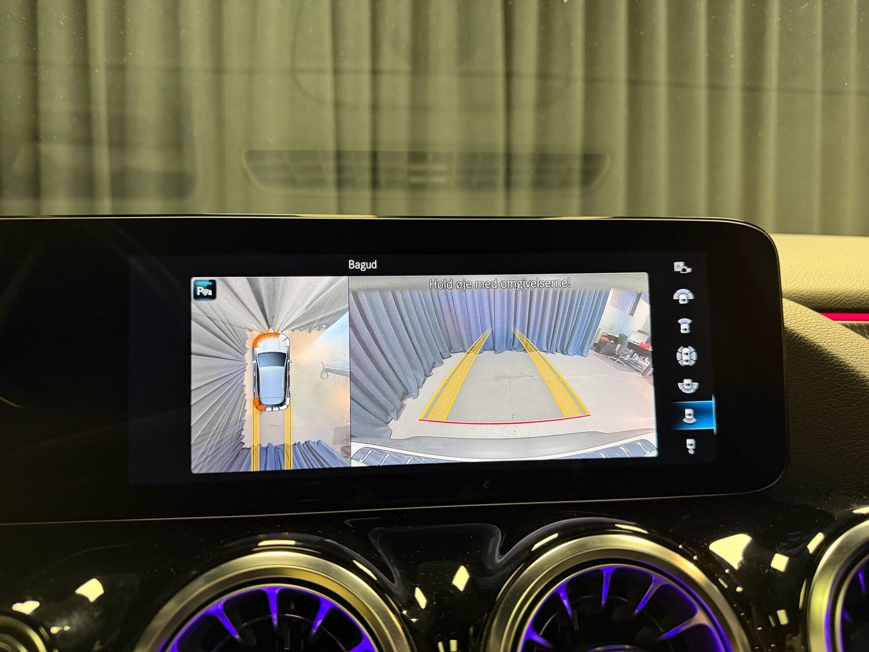 Hvid Mercedes EQA250+ fra 2022