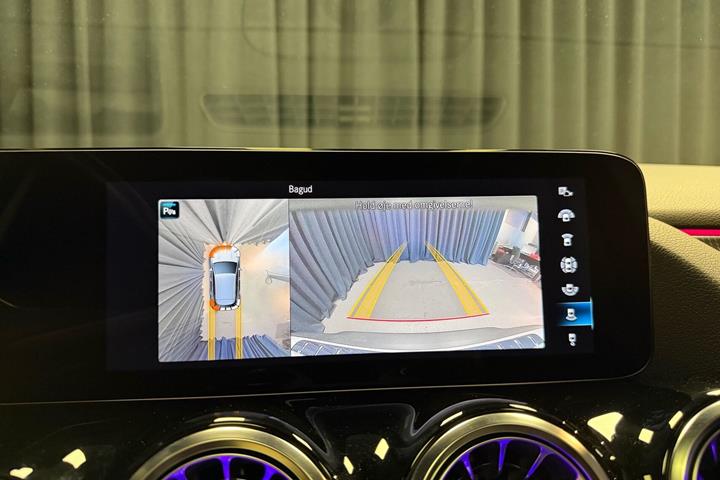 Hvid Mercedes EQA250+ fra 2022