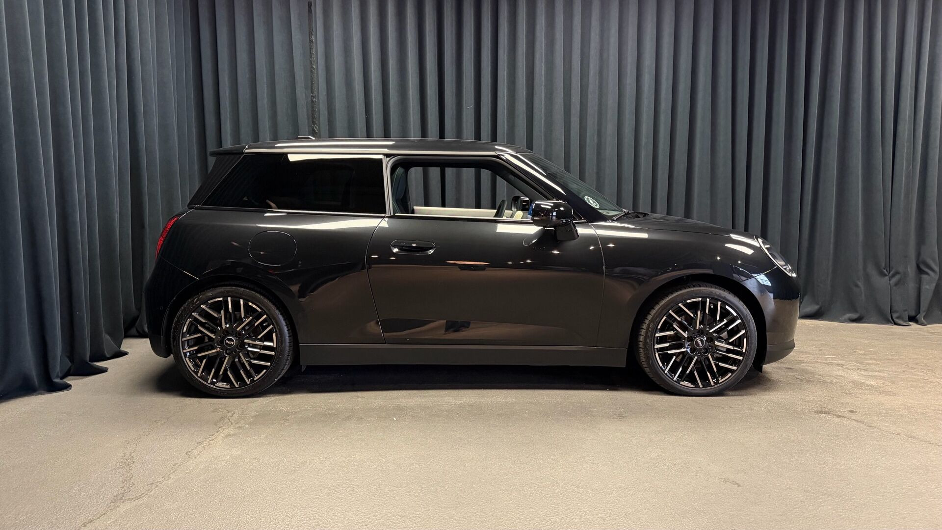 Sort Mini Cooper fra 2025
