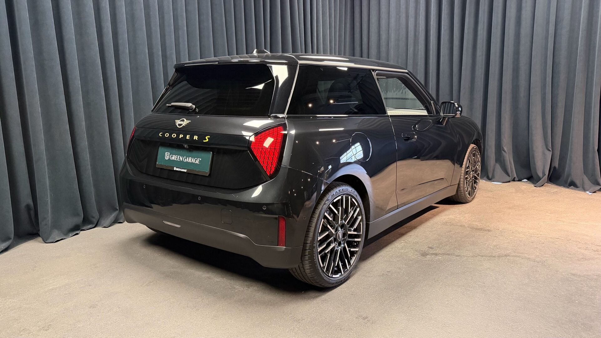 Sort Mini Cooper fra 2025