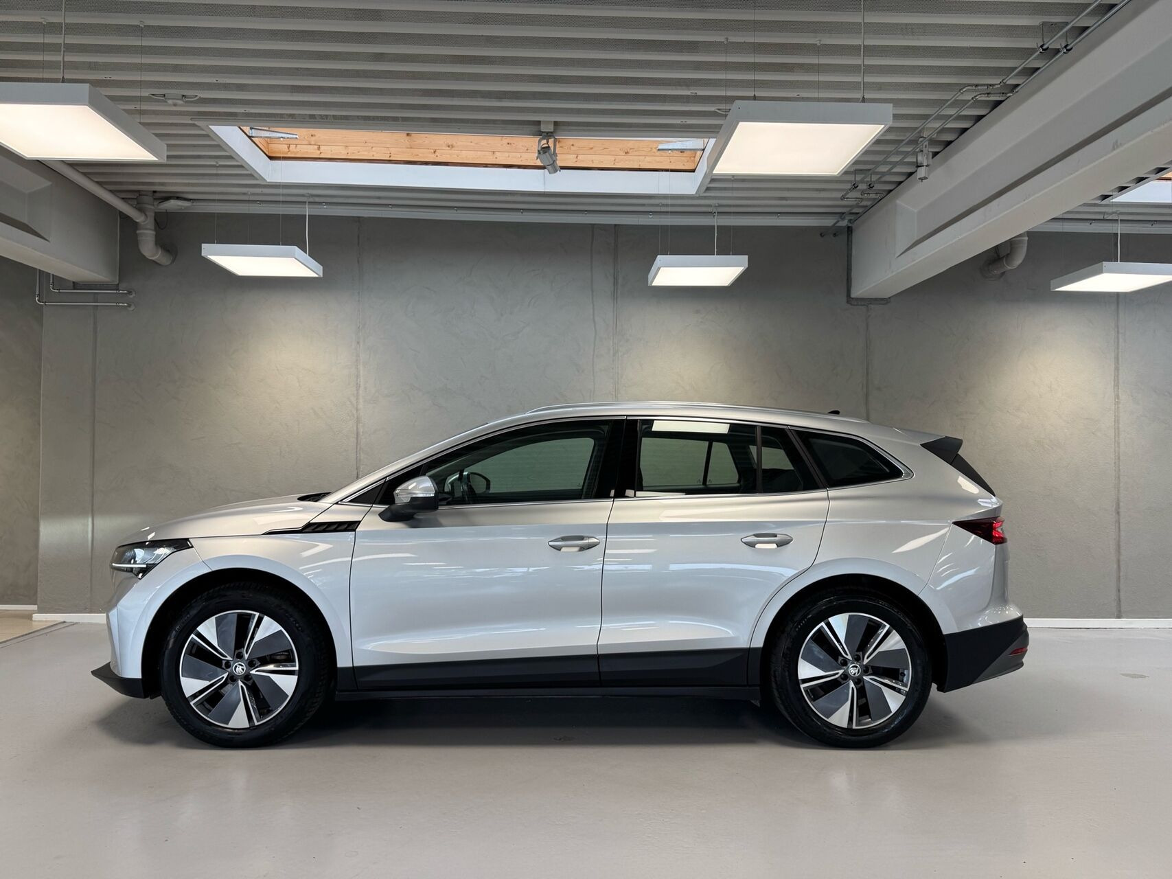 Sølv Skoda Enyaq fra 2023
