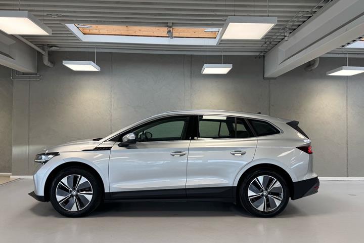 Sølv Skoda Enyaq fra 2023