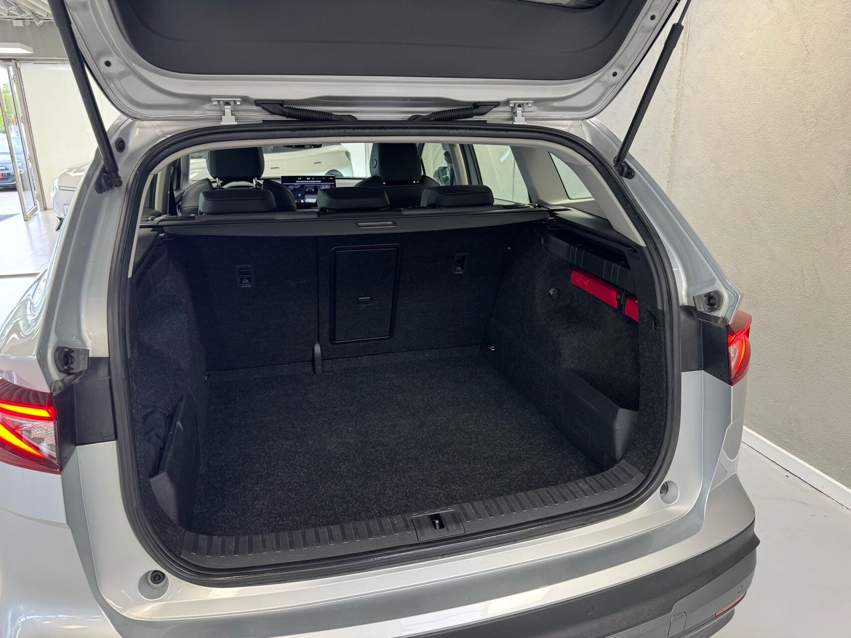 Sølv Skoda Enyaq fra 2023
