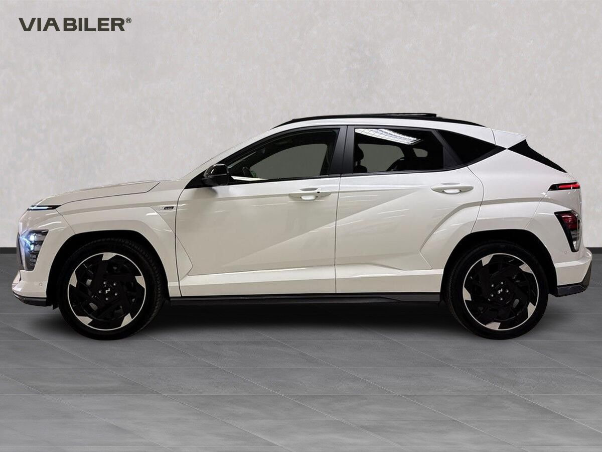 Hvid Hyundai Kona fra 2024