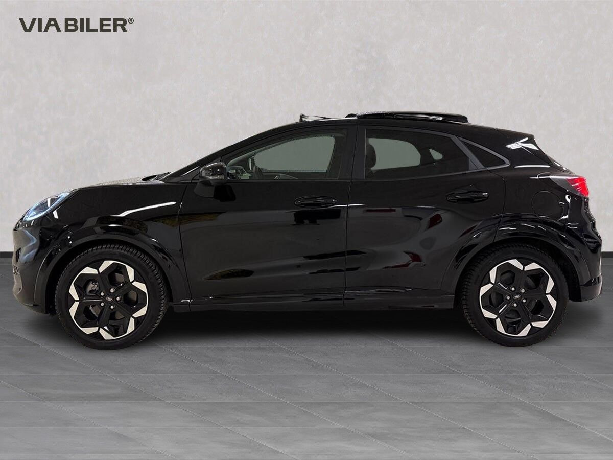 Sort Ford Puma Gen-E fra 2025