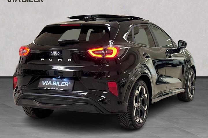 Sort Ford Puma Gen-E fra 2025