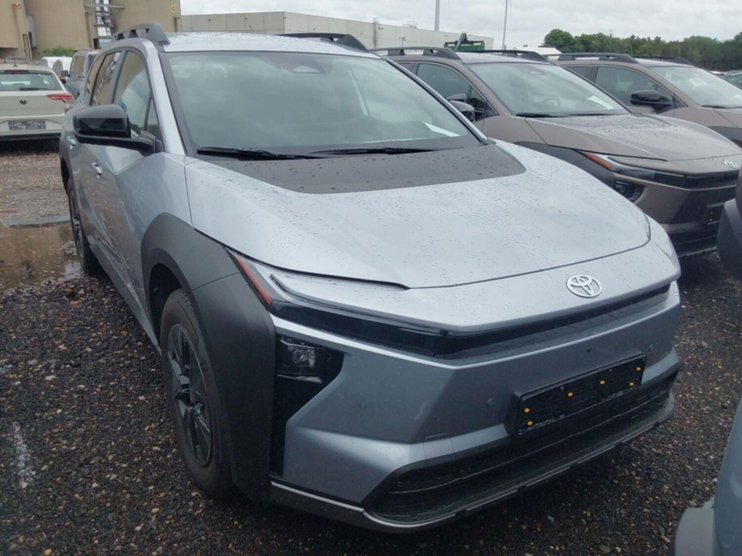 Grå Toyota bZ4X Touring fra 2026