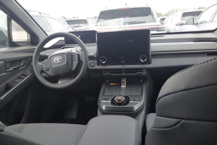 Grå Toyota bZ4X Touring fra 2026
