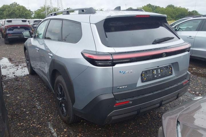 Grå Toyota bZ4X Touring fra 2026