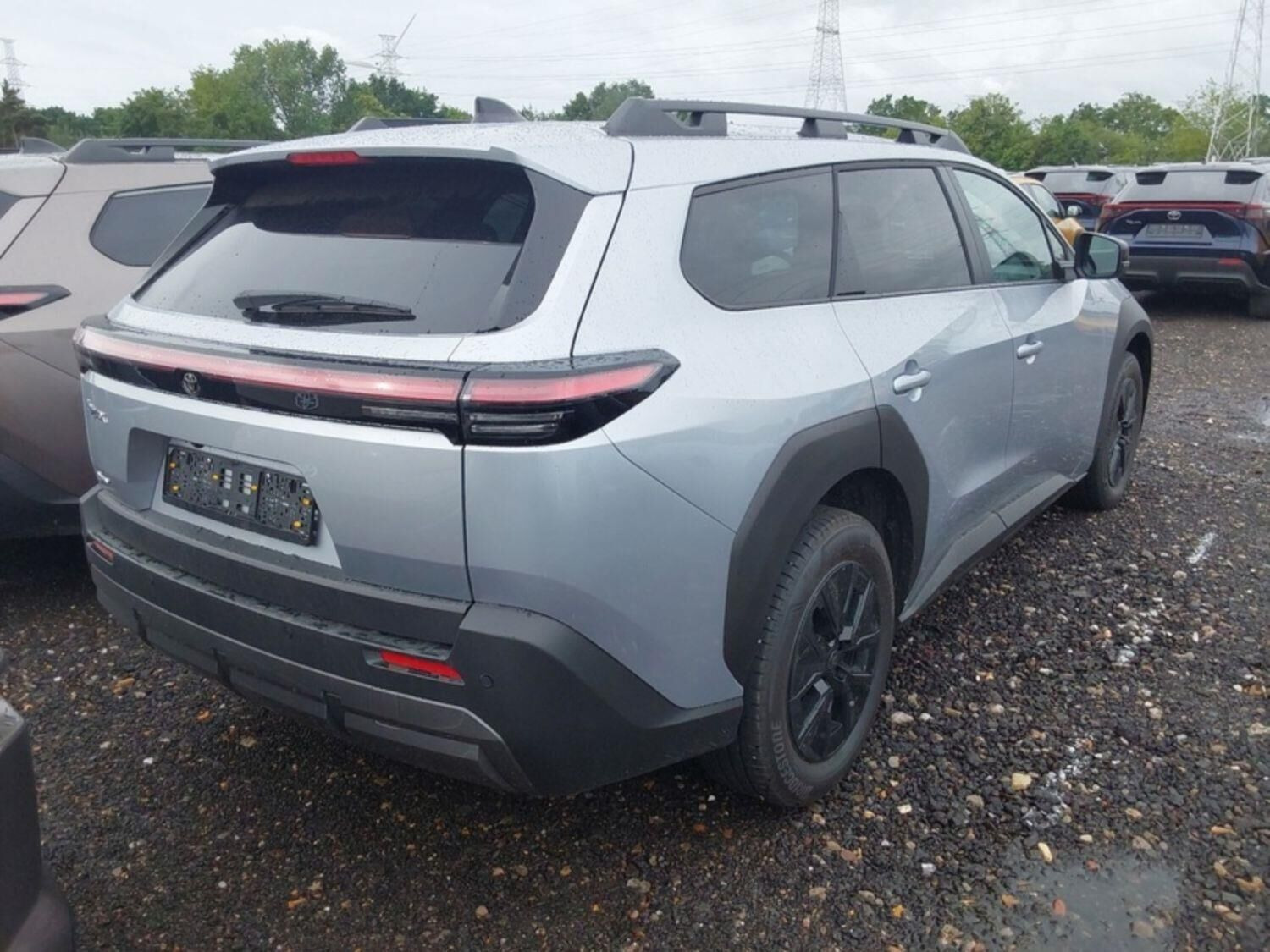 Grå Toyota bZ4X Touring fra 2026