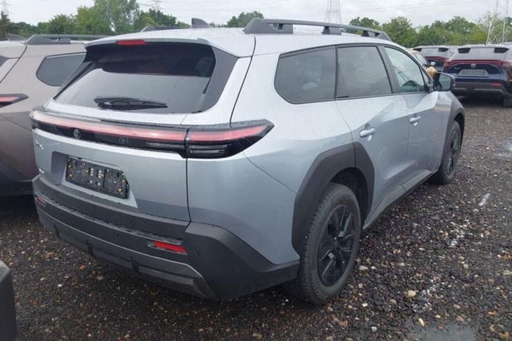 Grå Toyota bZ4X Touring fra 2026