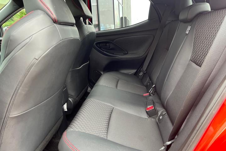 undefined Toyota Yaris fra 2020