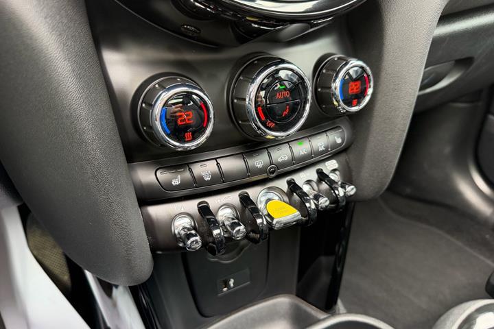 Sort Mini Cooper fra 2022