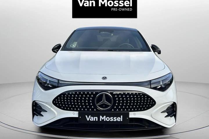 Hvid Mercedes CLA250+ fra 2025