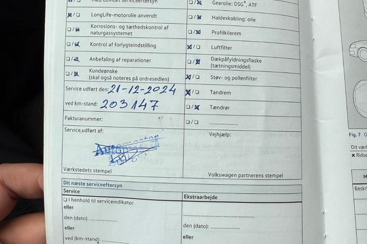 Sort VW Passat fra 2017