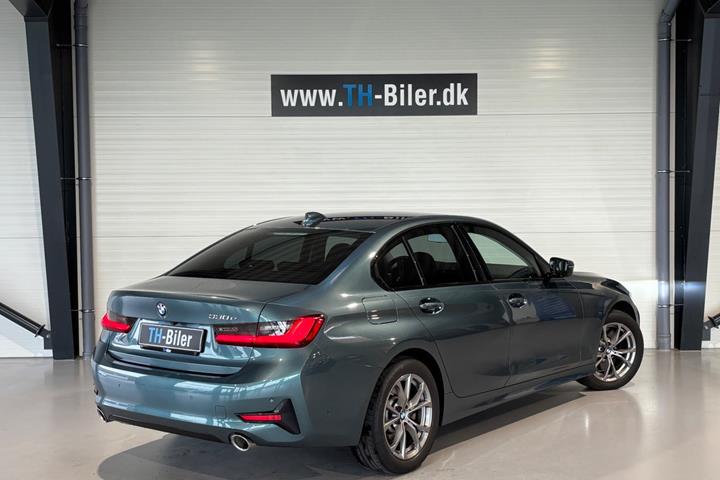 undefined BMW 330e fra 2021