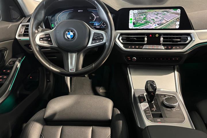 undefined BMW 330e fra 2021