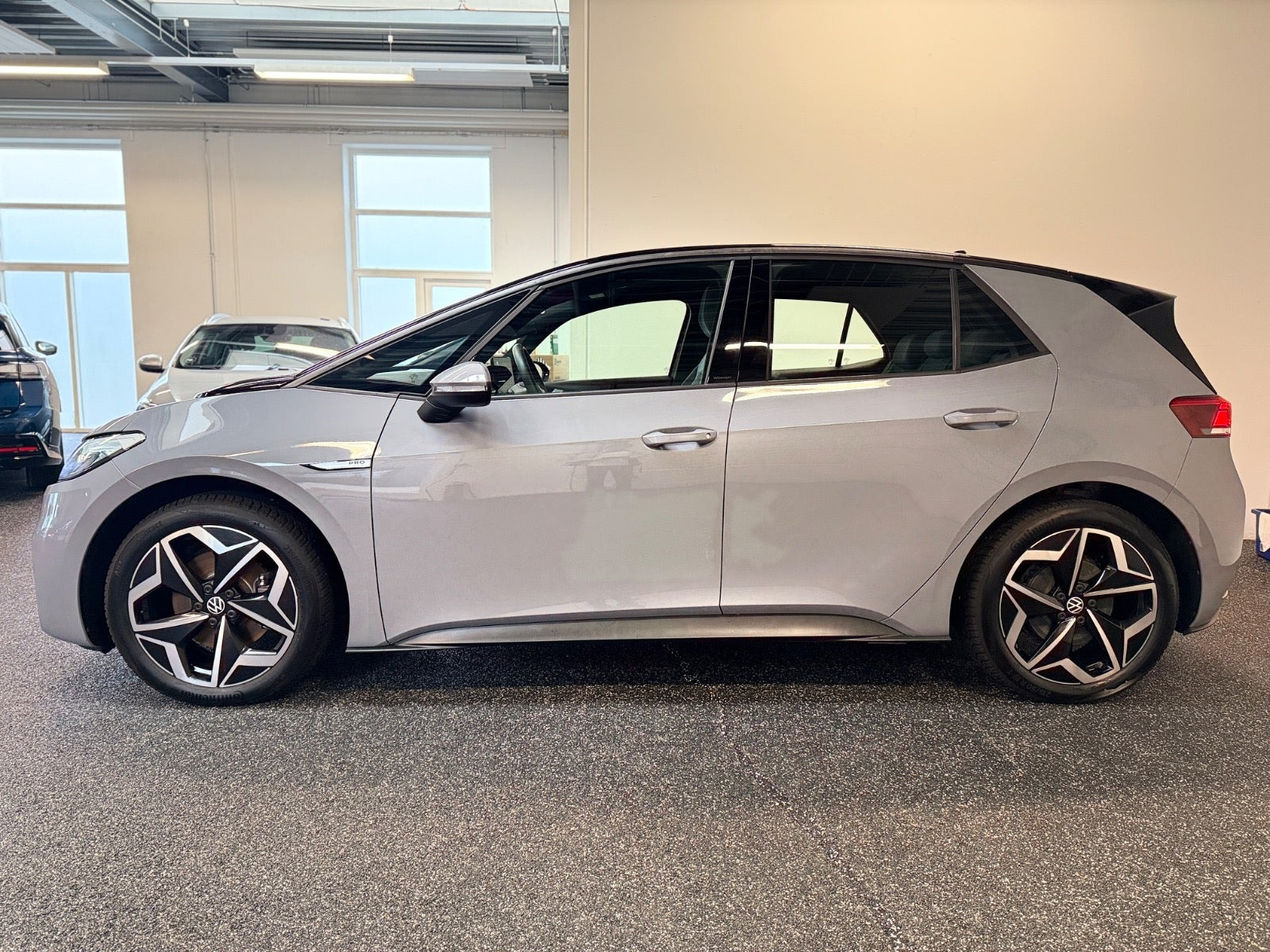Grå VW ID.3 fra 2023