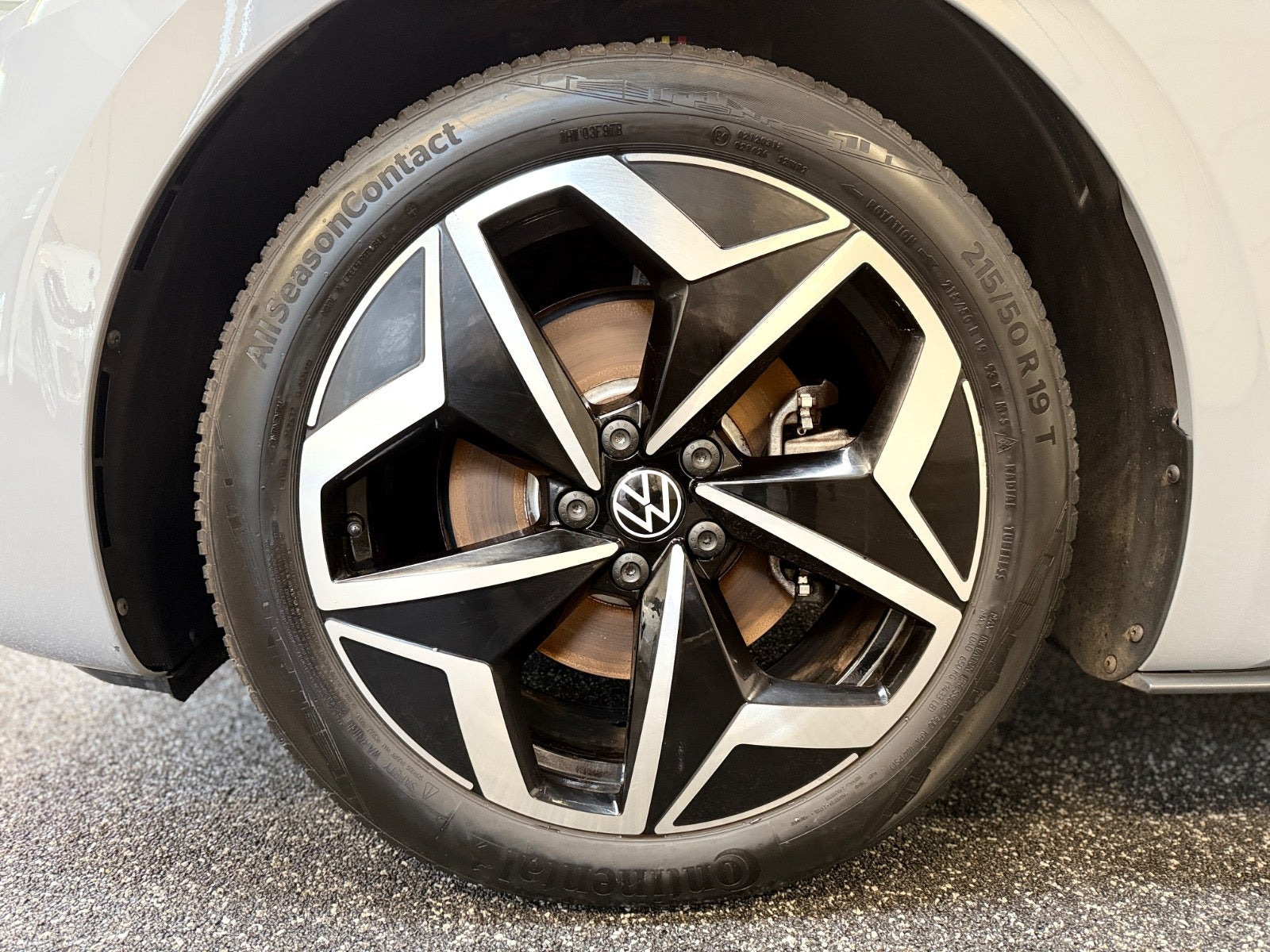Grå VW ID.3 fra 2023