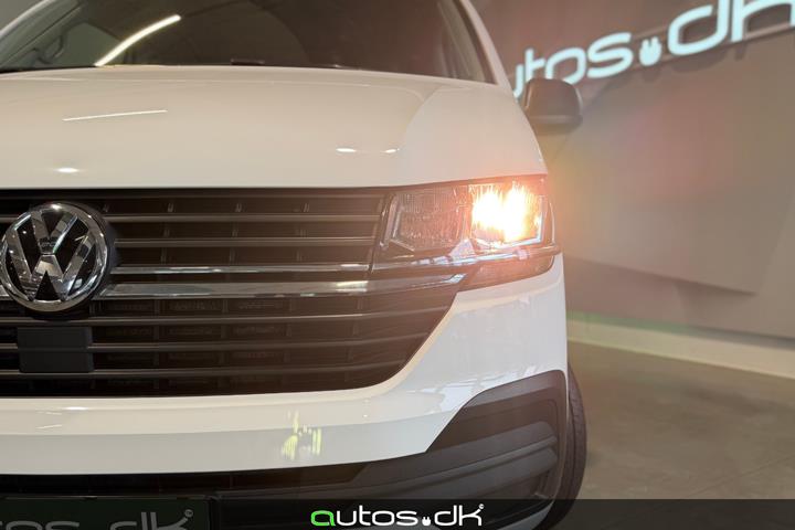 Hvid VW California fra 2022