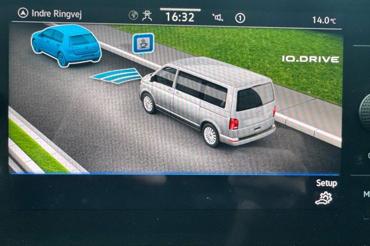Hvid VW Transporter fra 2021