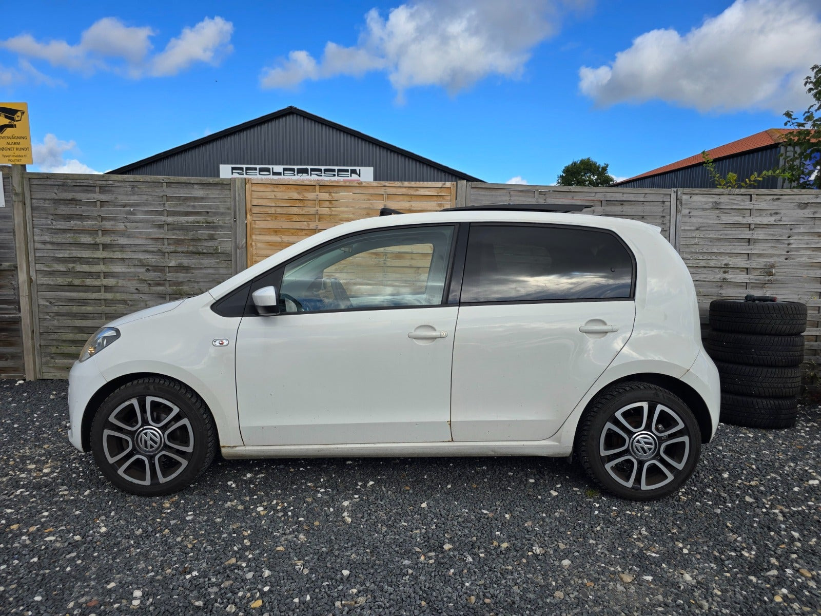Hvid VW UP! fra 2013