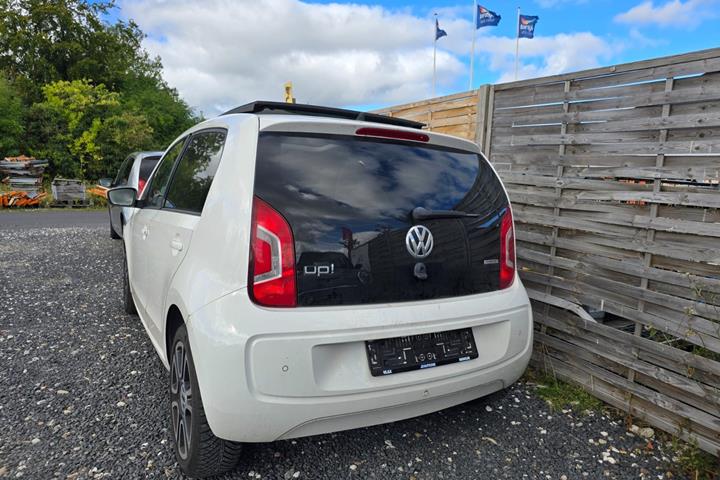 Hvid VW UP! fra 2013