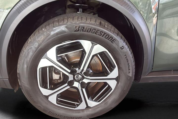 Grøn Citroën e-C3 Aircross fra 2025