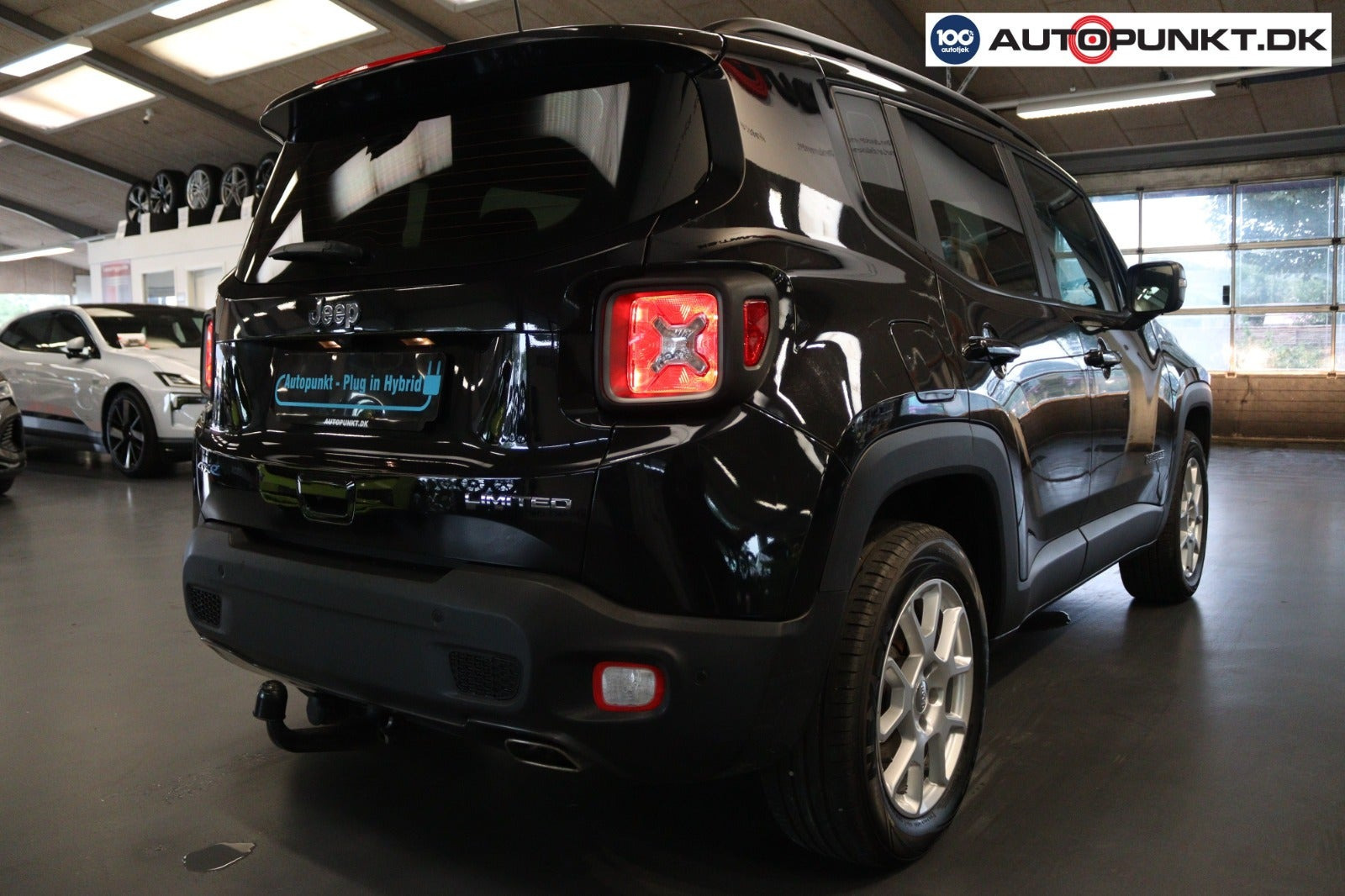 Sort Jeep Renegade fra 2020