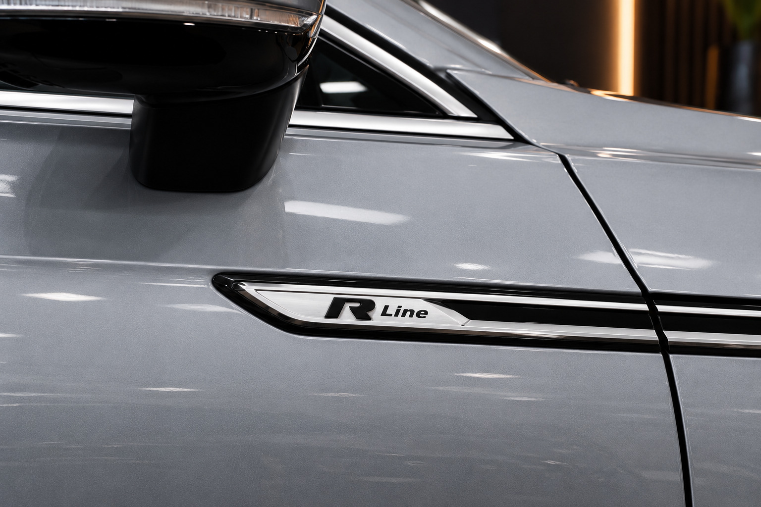 Sølv VW Arteon fra 2018