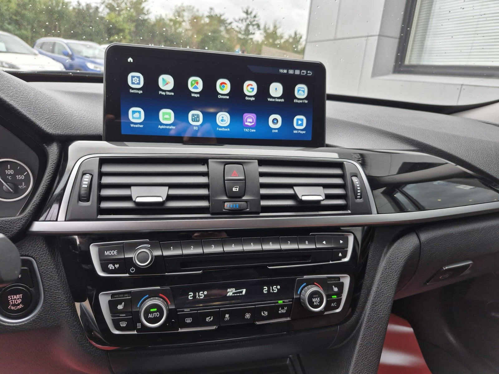 Grå BMW 320d fra 2018