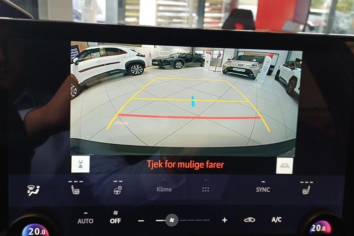 Sort Toyota C-HR+ fra 2025