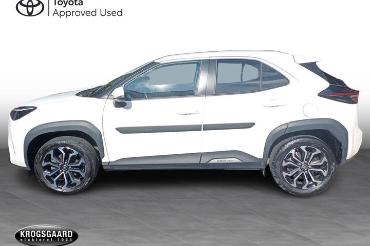 Hvid Toyota Yaris Cross fra 2022