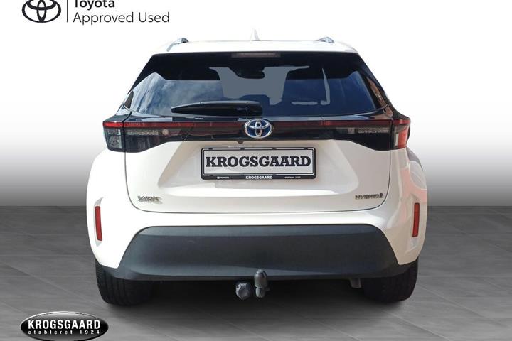Hvid Toyota Yaris Cross fra 2022