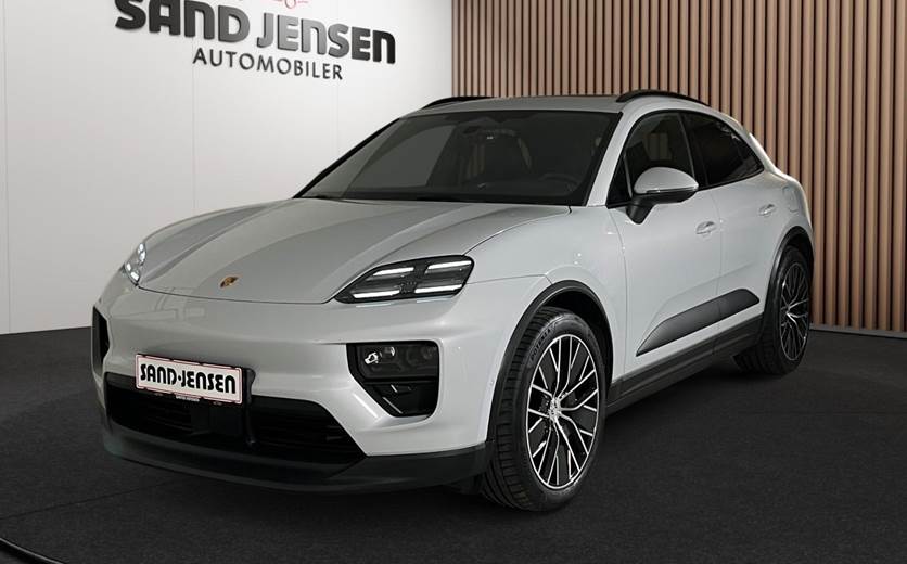 Porsche Macan 4
