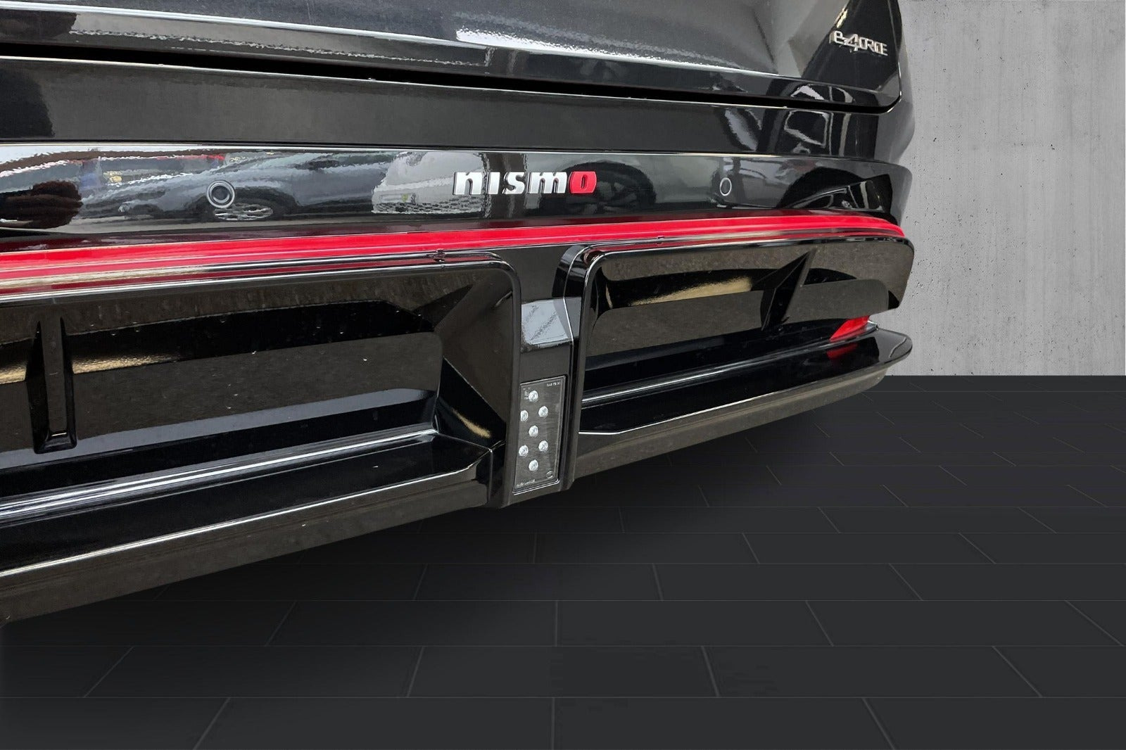 Sort Nissan Ariya fra 2026