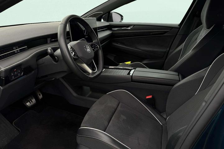Blå VW ID.7 fra 2025