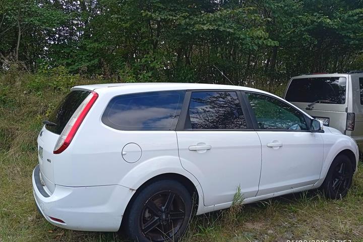 Hvid Ford Focus fra 2010