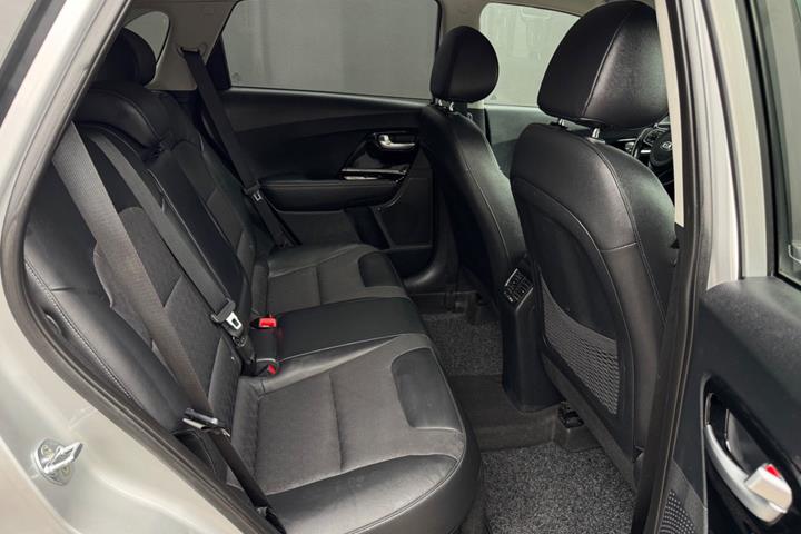 Sølv Kia Niro fra 2020