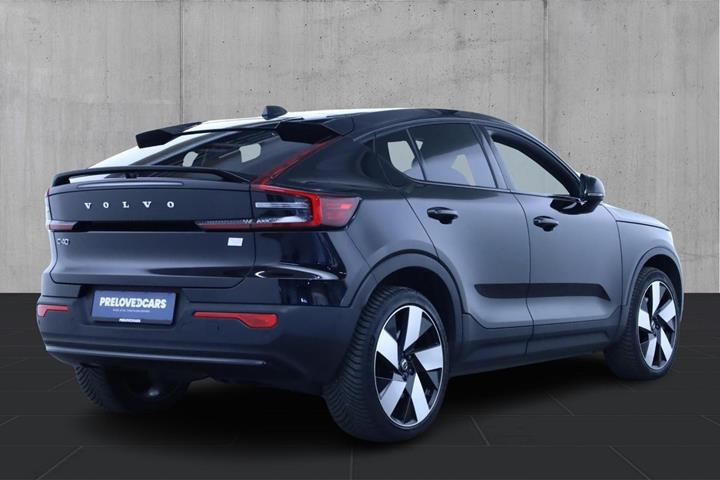 Sort Volvo C40 fra 2023