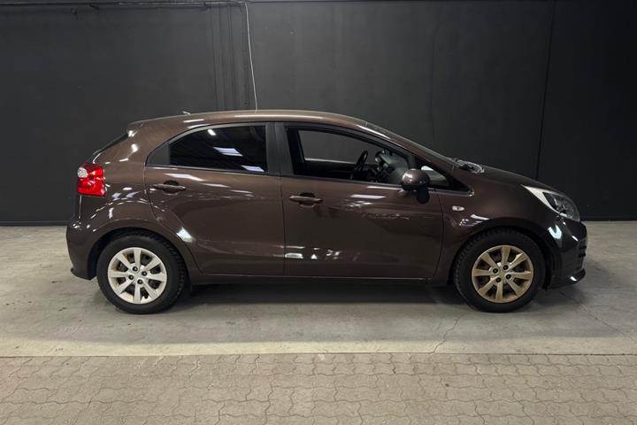 undefined Kia Rio fra 2015