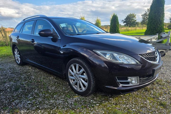 Brun Mazda 6 fra 2008