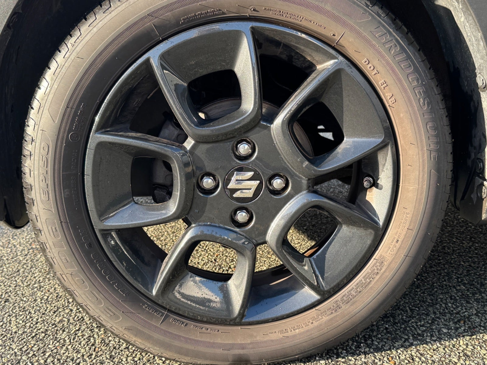 Blå Suzuki Ignis fra 2020