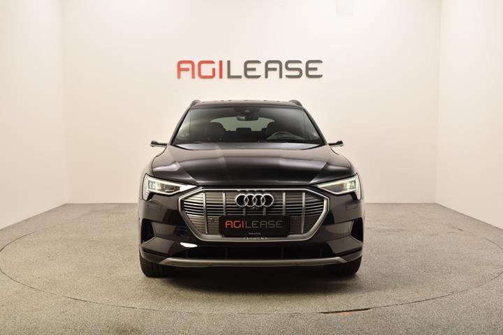 Sort Audi e-tron fra 2020